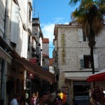 Trogir-Dovani-eis-cafe